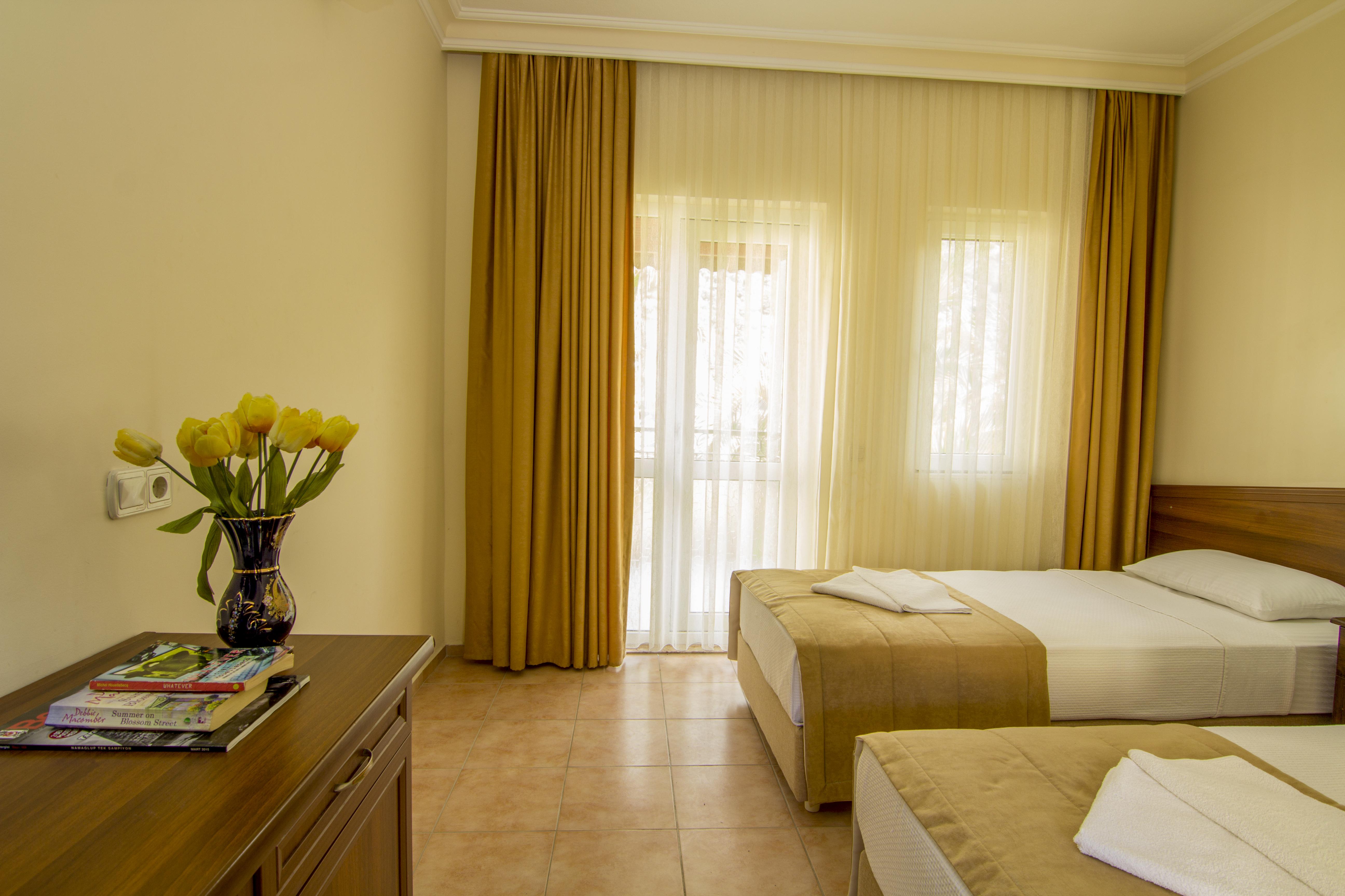אולודניץ Hotel Karbel Sun מראה חיצוני תמונה
