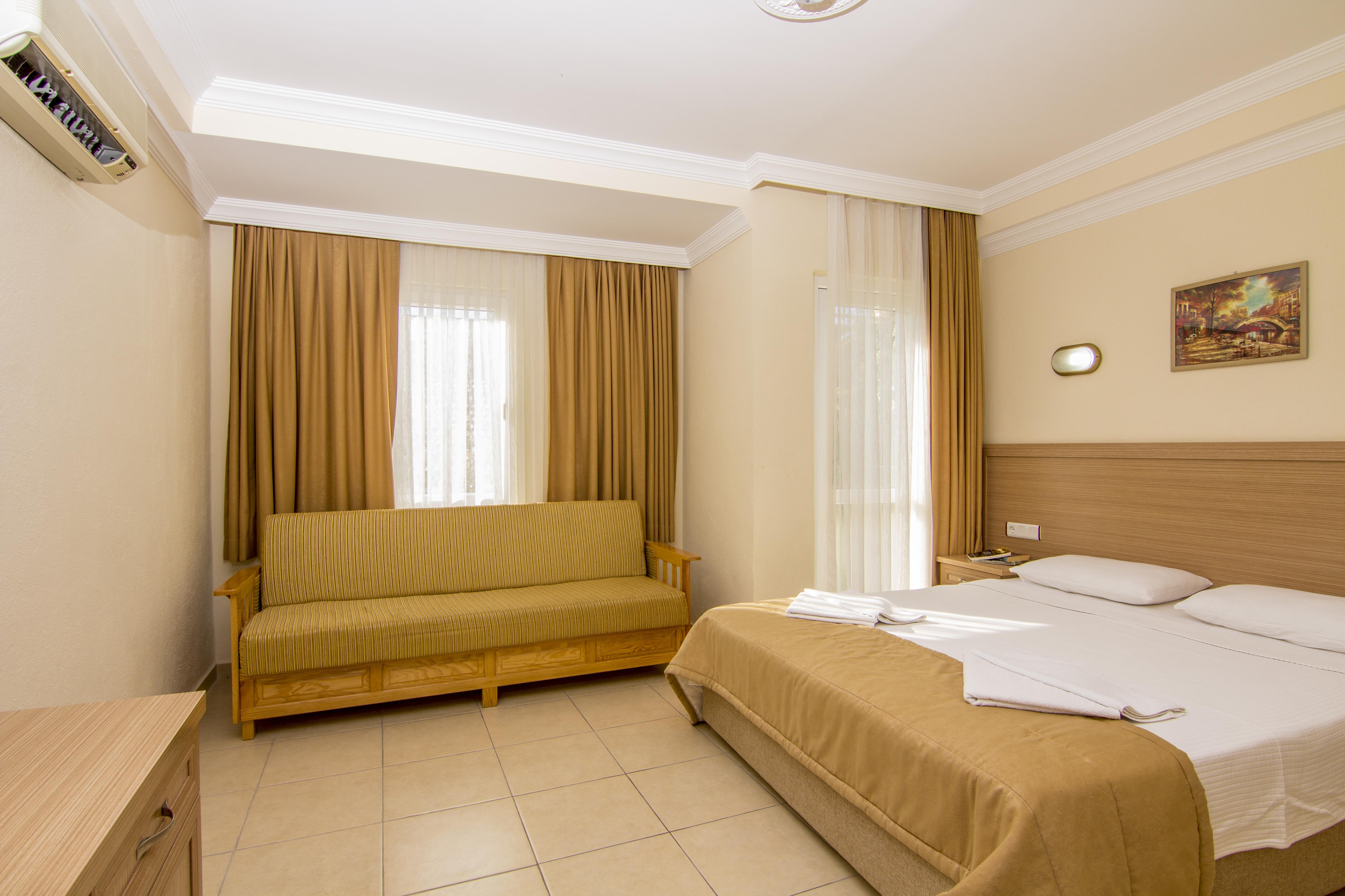 אולודניץ Hotel Karbel Sun מראה חיצוני תמונה